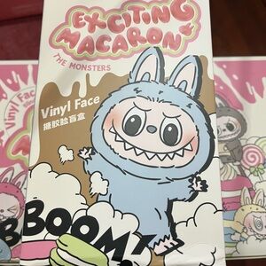 Exciting Macaron The Monsters Blue Vinyl Face Toy